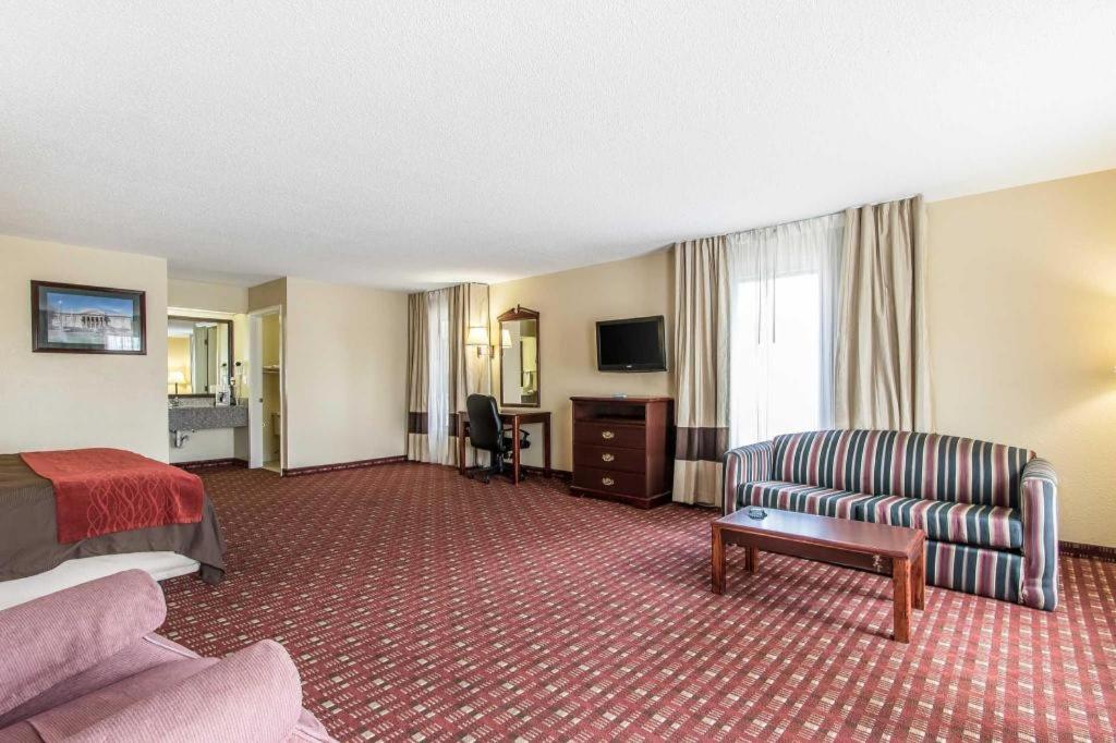 Quality Inn Andalusia Esterno foto